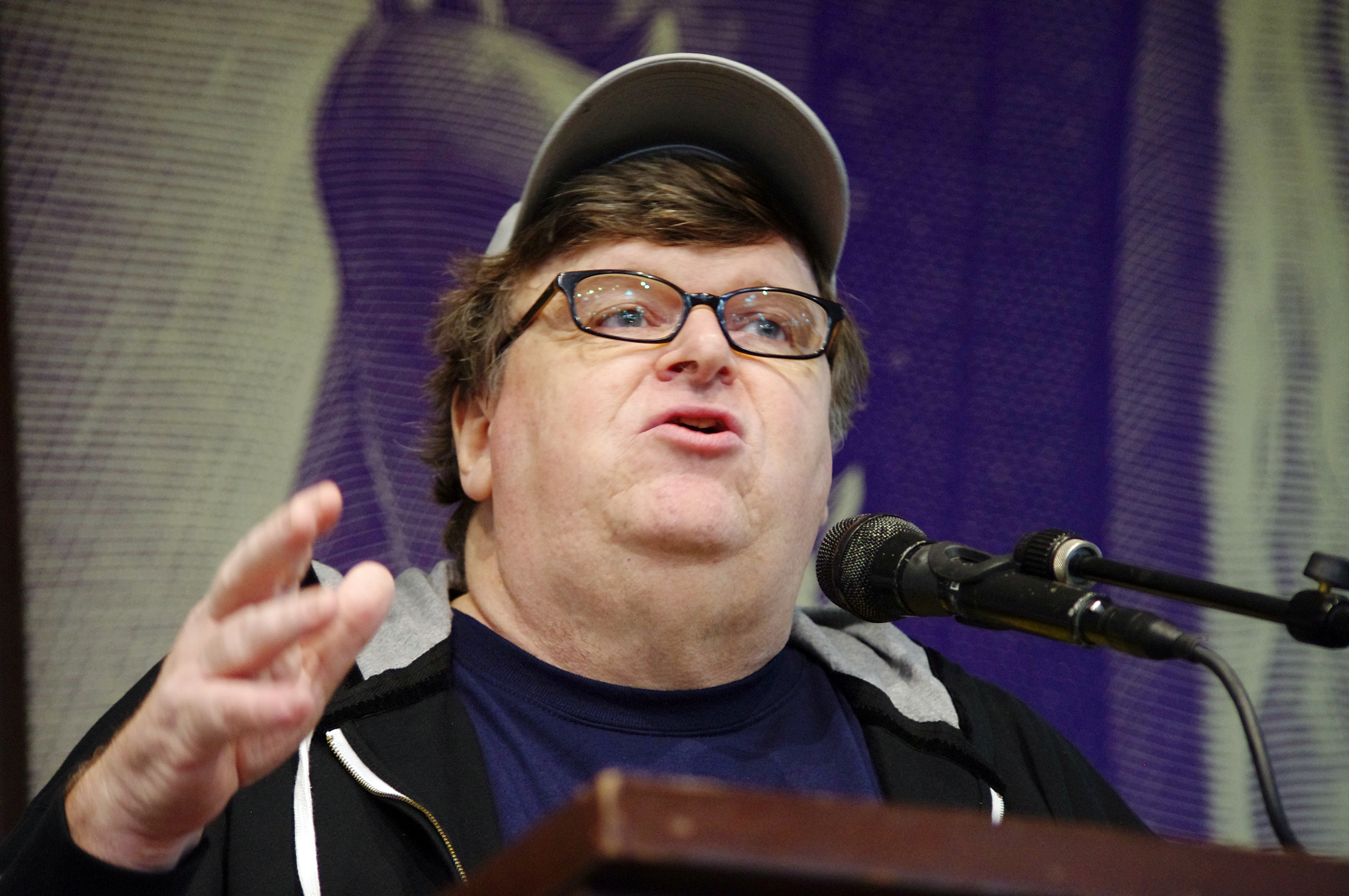 Resultado de imagen de Michael Moore